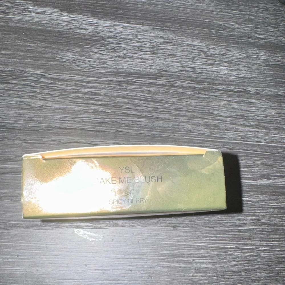 Yves Saint Laurent Make me blush - spicy berry - Picture 3 of 3